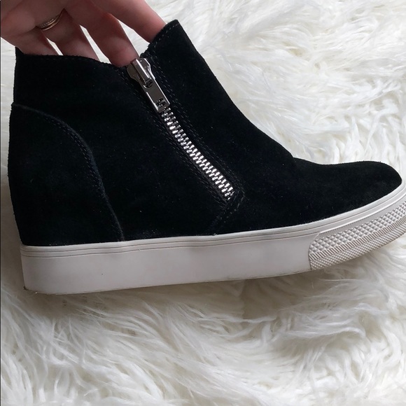 Black suede Steve Madden wedge zip sz 8 - Picture 2 of 5